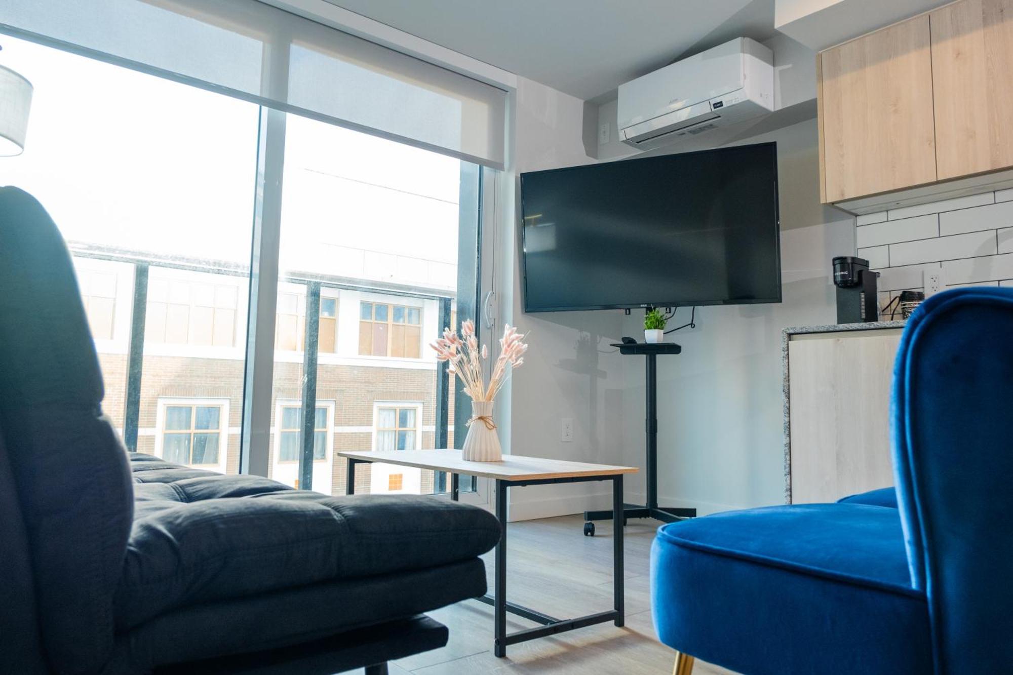Downtown Center Silverstone Tower I And II Long-Term Booking Only Your Second Home In Ванкувър Екстериор снимка