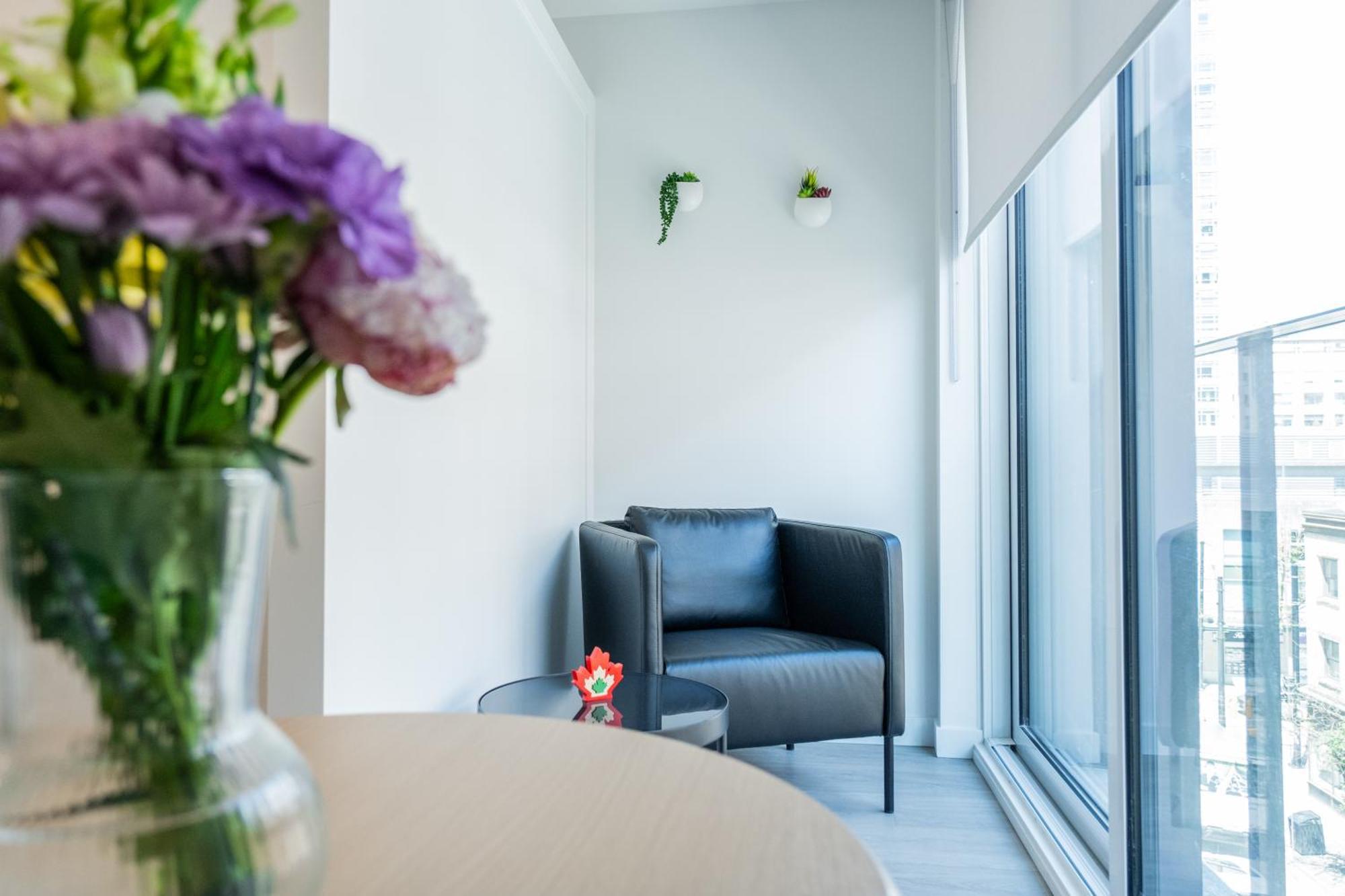 Downtown Center Silverstone Tower I And II Long-Term Booking Only Your Second Home In Ванкувър Екстериор снимка