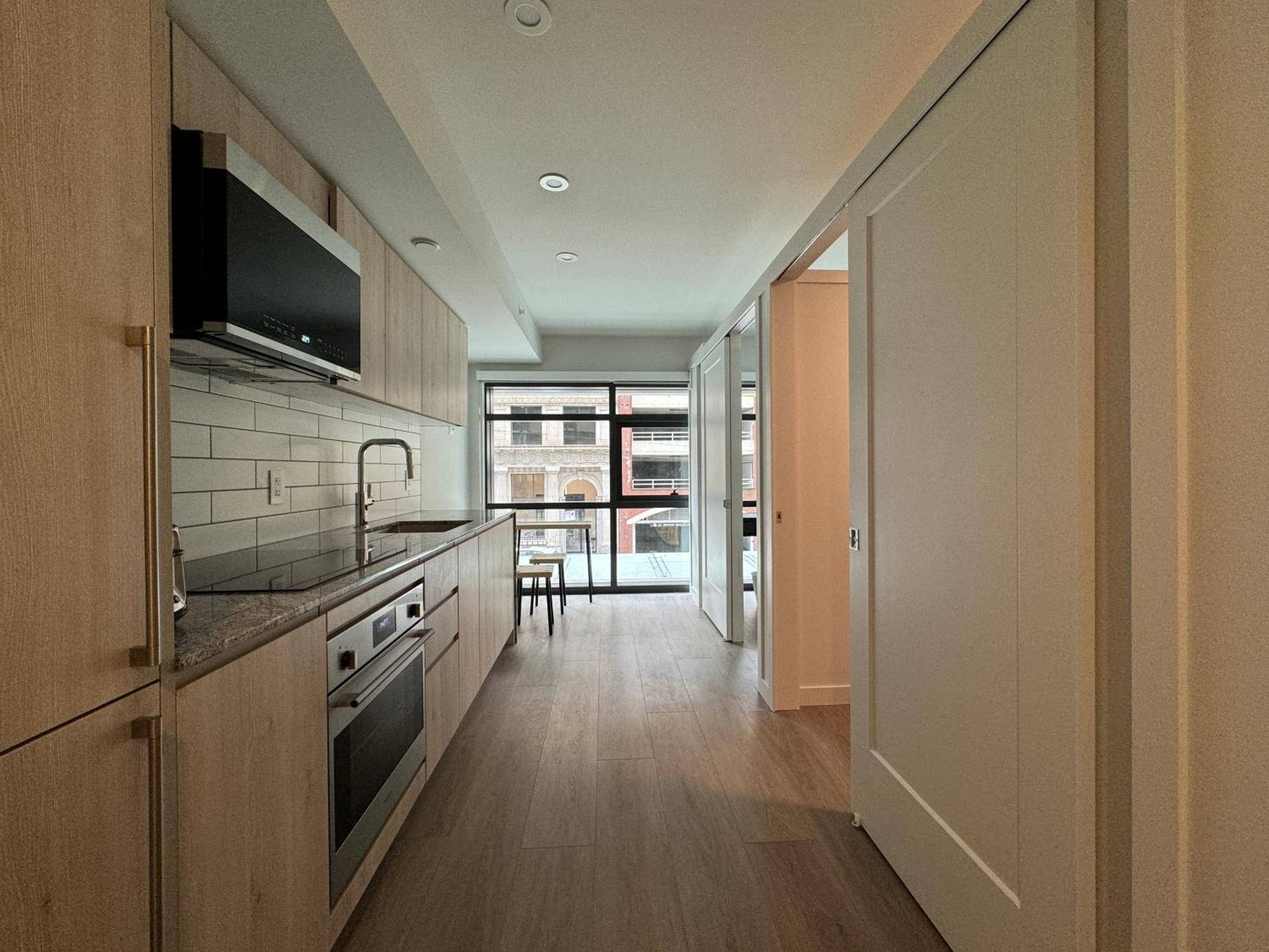 Downtown Center Silverstone Tower I And II Long-Term Booking Only Your Second Home In Ванкувър Екстериор снимка